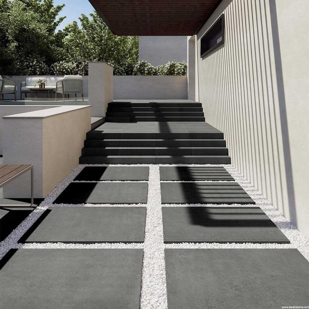 fekete kulteri 20mm 2cm fagyallo burkolat jarolap modern design rusztikus csuszasmentes kavicsagyba homokagyba burkolat nelkul terasz kert padlolap jarolap.jpg